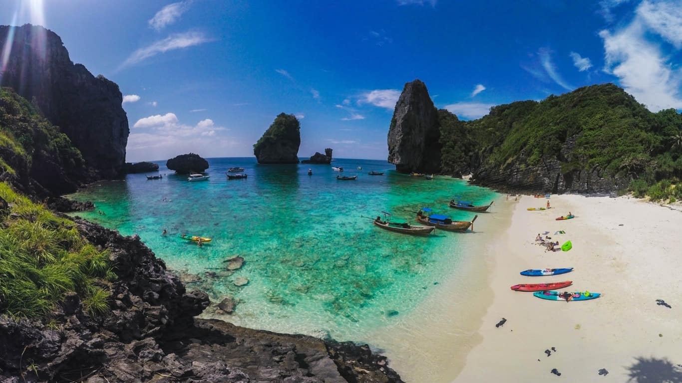 Nui bay, phi phi don featuring camel rock