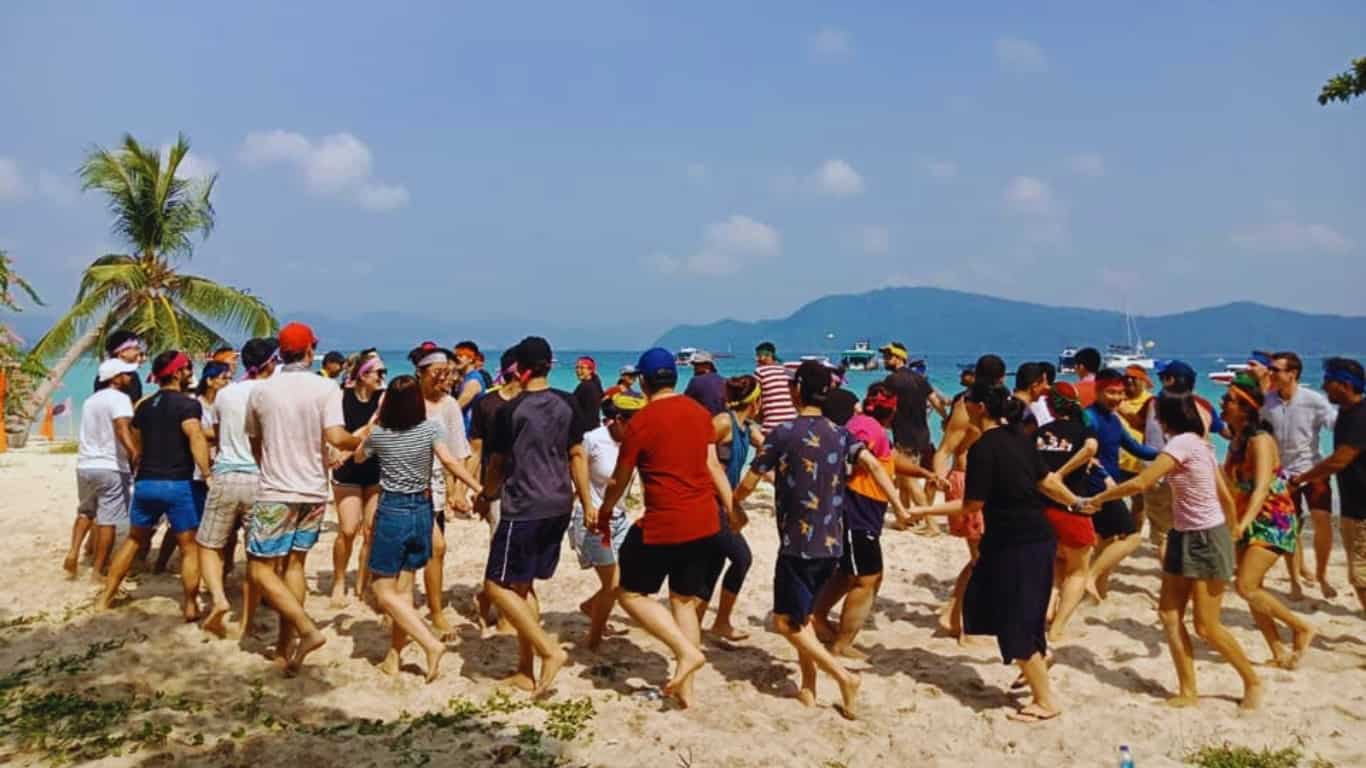 Phuket team building activities for small and large groups