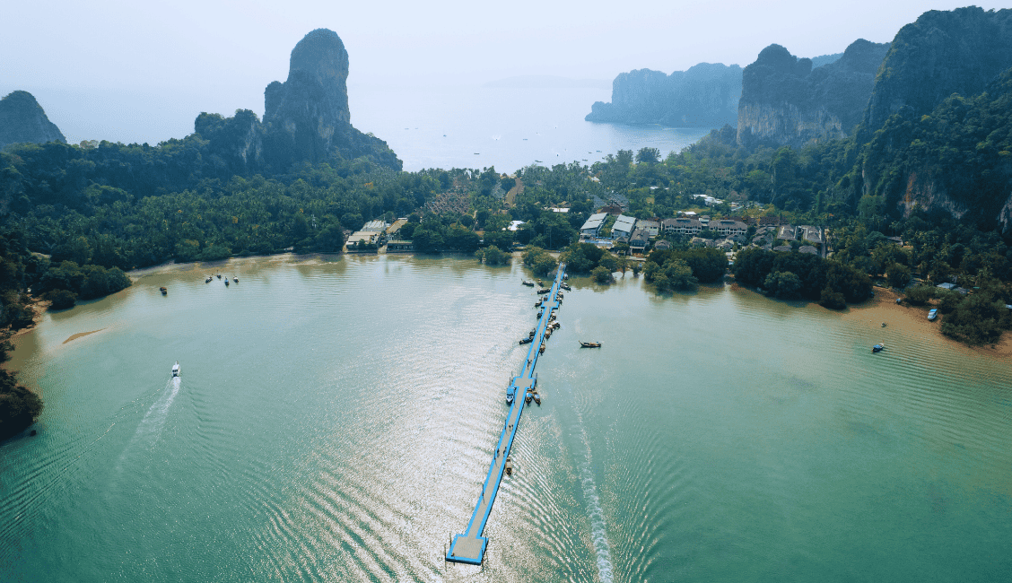 Railay east floating pier